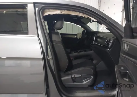 2024 Volkswagen Atlas Cross Sport 2.0T Se W/Technology z USA, uszkodzony, nr VIN 1V2KE2CA2RC257701